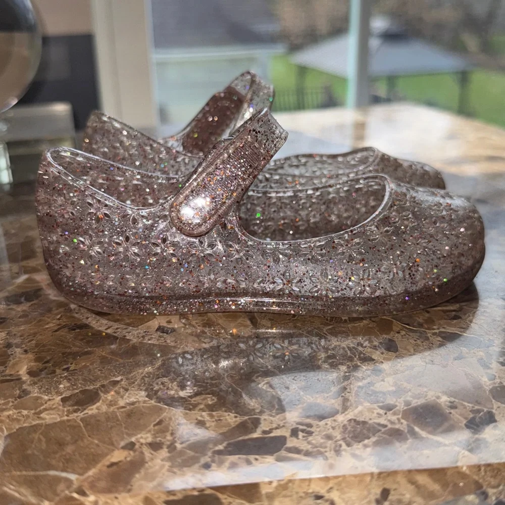 Size 7 baby girls sparkly jelly shoes. Velcro strap at ankles. - Picture 8 of 10
